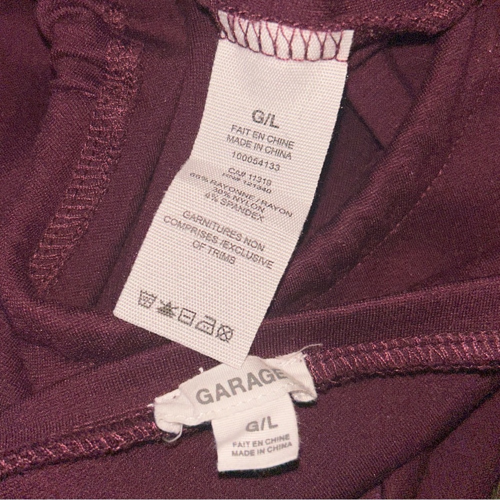 5/25$ ✨ Open Back Burgundy Long Sleeves Crop Top - Picture 7 of 7